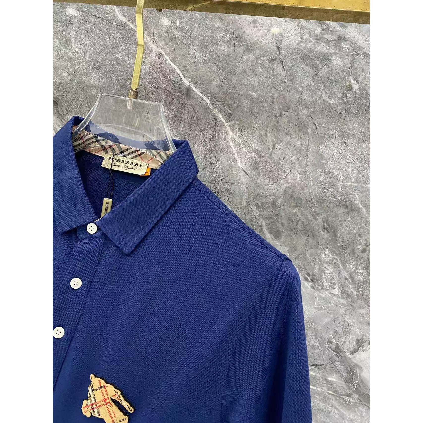 <p>Burberry 秋冬长袖Polo(782981)</p>