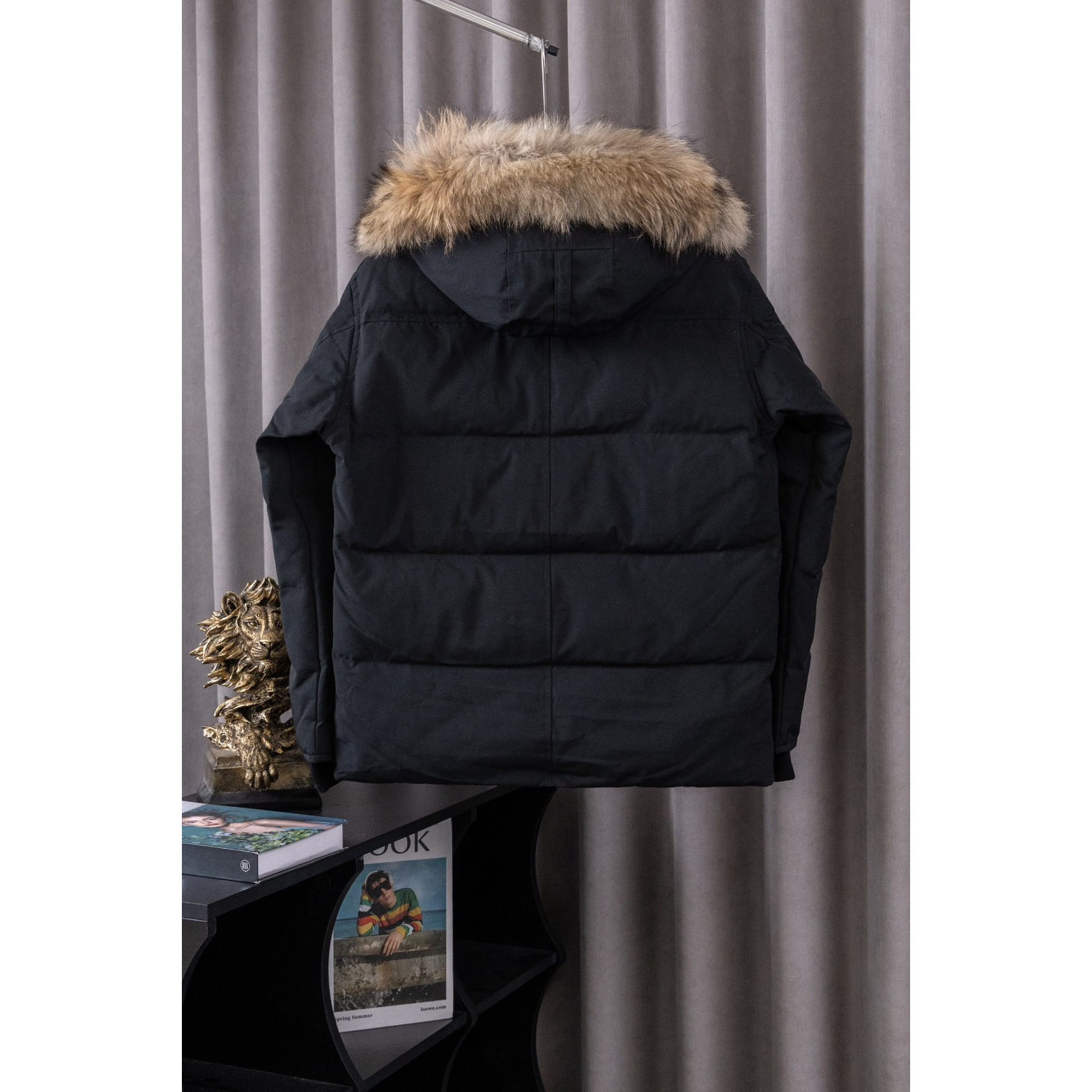<p>Canada Goose 顶级狼毛Wyndham 2048M &nbsp;29款 系列派克大衣羽绒服(黑色黑标)</p>
