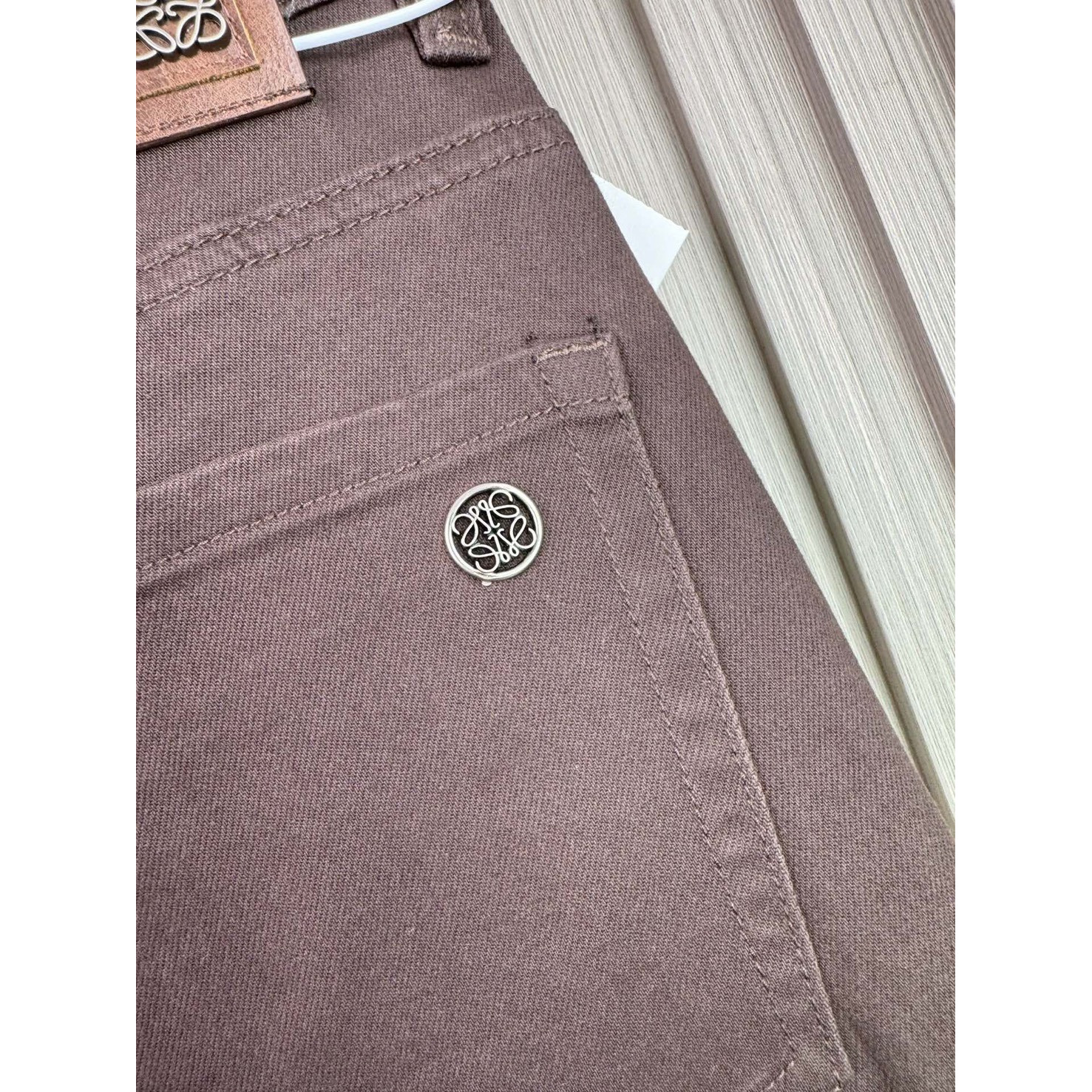 <p>LOEWE 休閒牛仔褲(棕)</p>