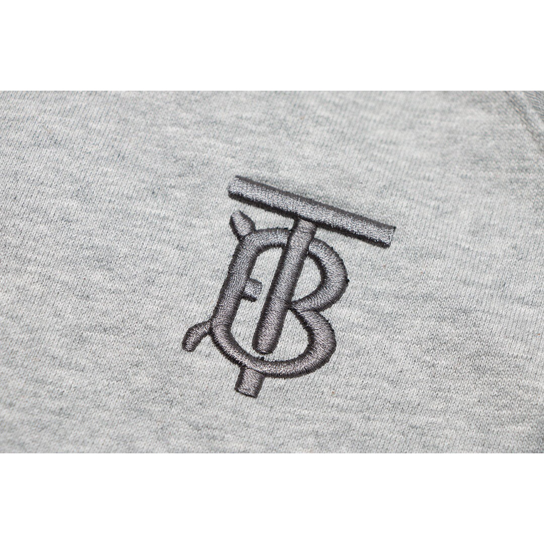 <p>Burberry B字母logo绣花连帽开衫卫衣(灰)</p>