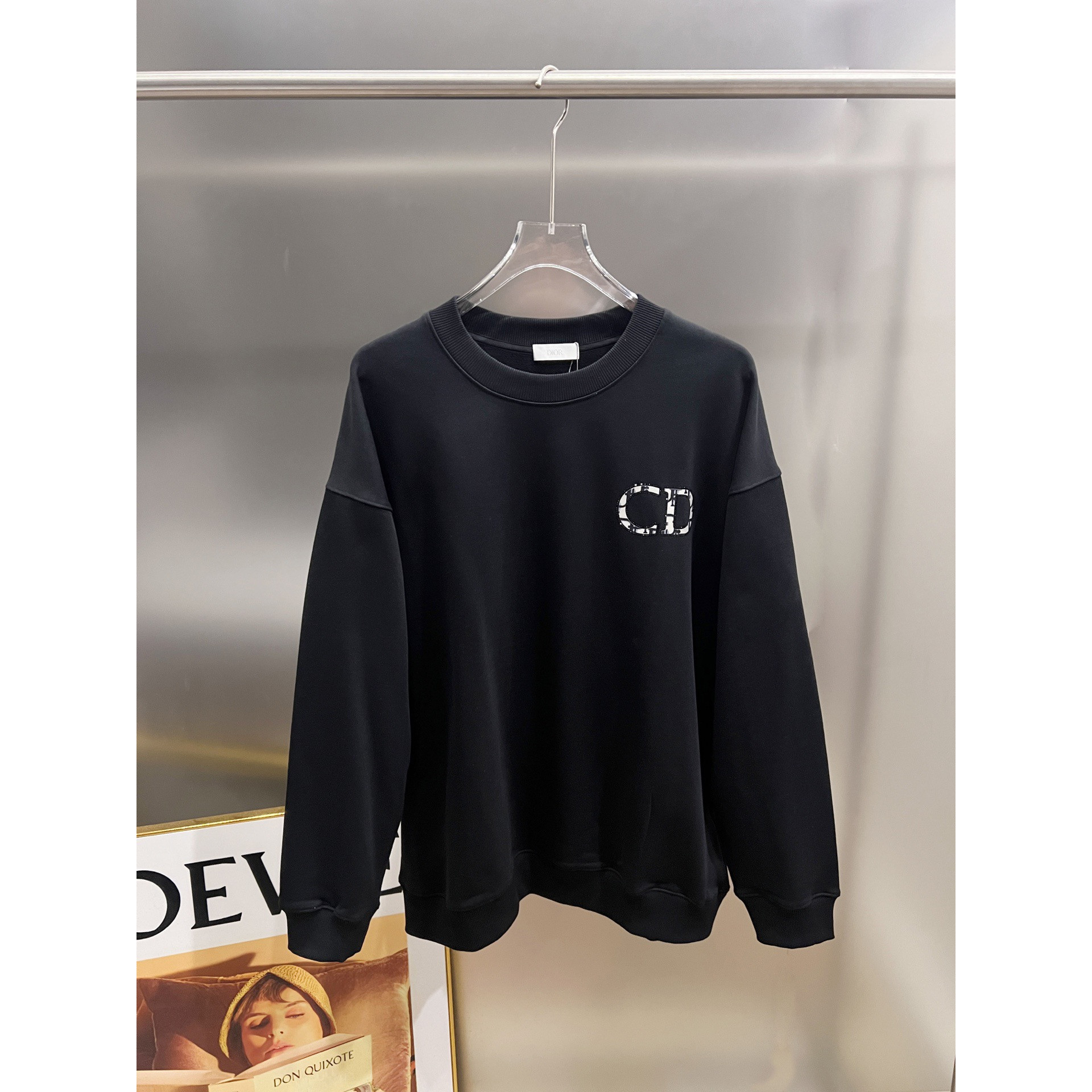 <p>DIOR 圆领长袖卫衣(白)</p>