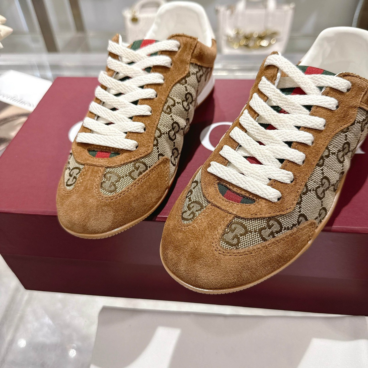 <p>GUCCI 德训鞋(女款-棕)</p>