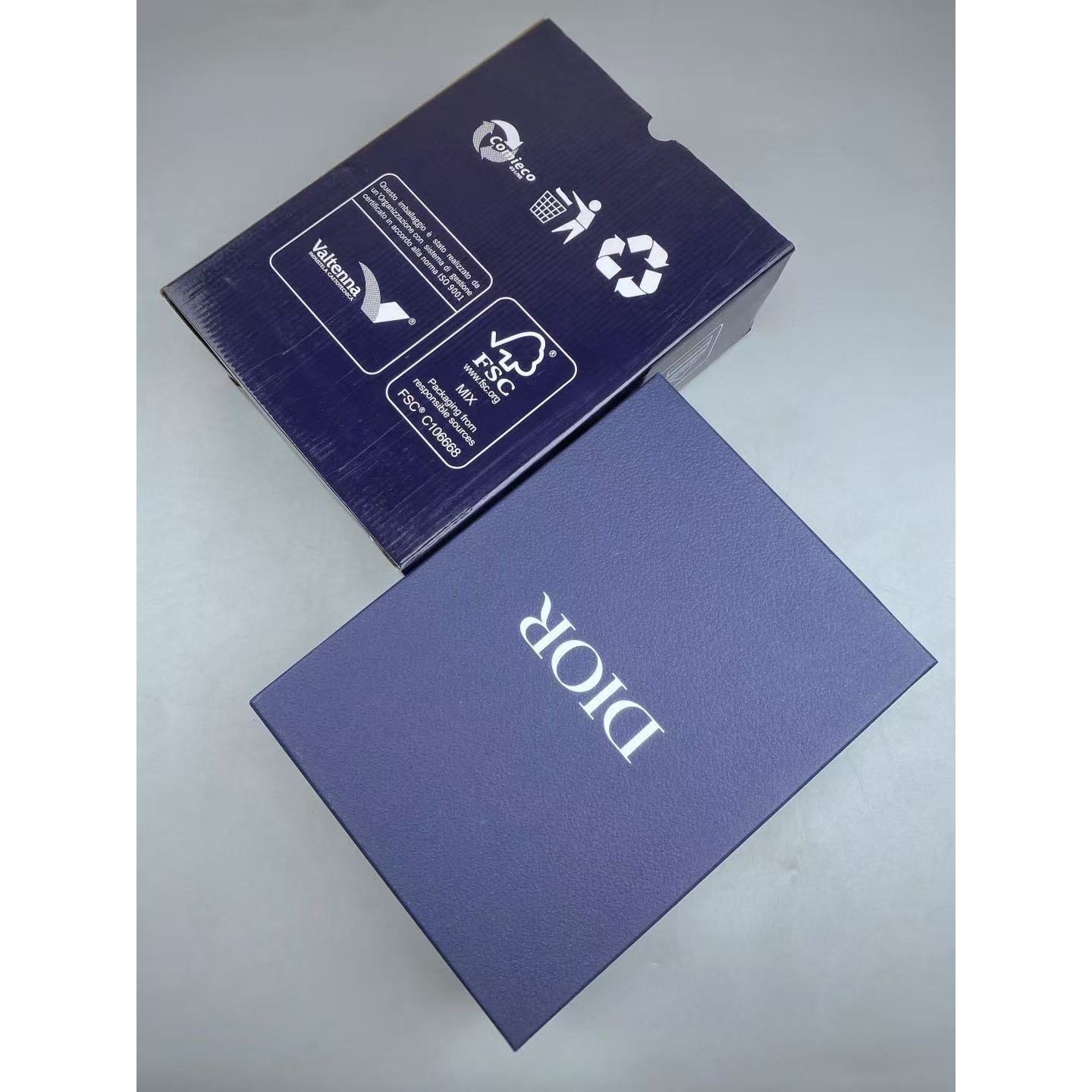 <p>DIOR 一字绑带拖鞋(黑)</p>