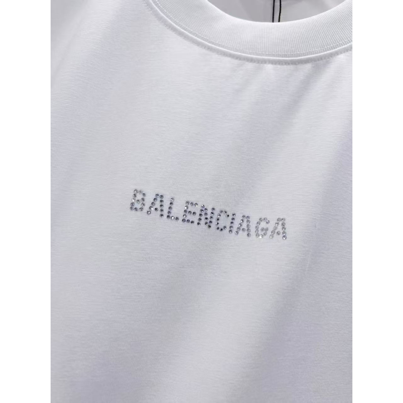 <p>Balenciaga&nbsp;短袖圆领T恤(白)</p>