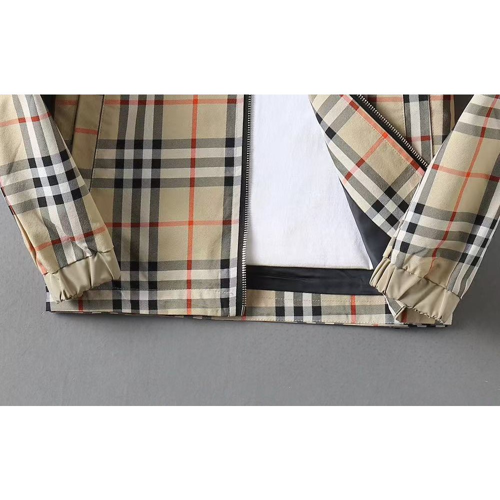 <p>BURBERRY 男士夹克外套(800844)</p>