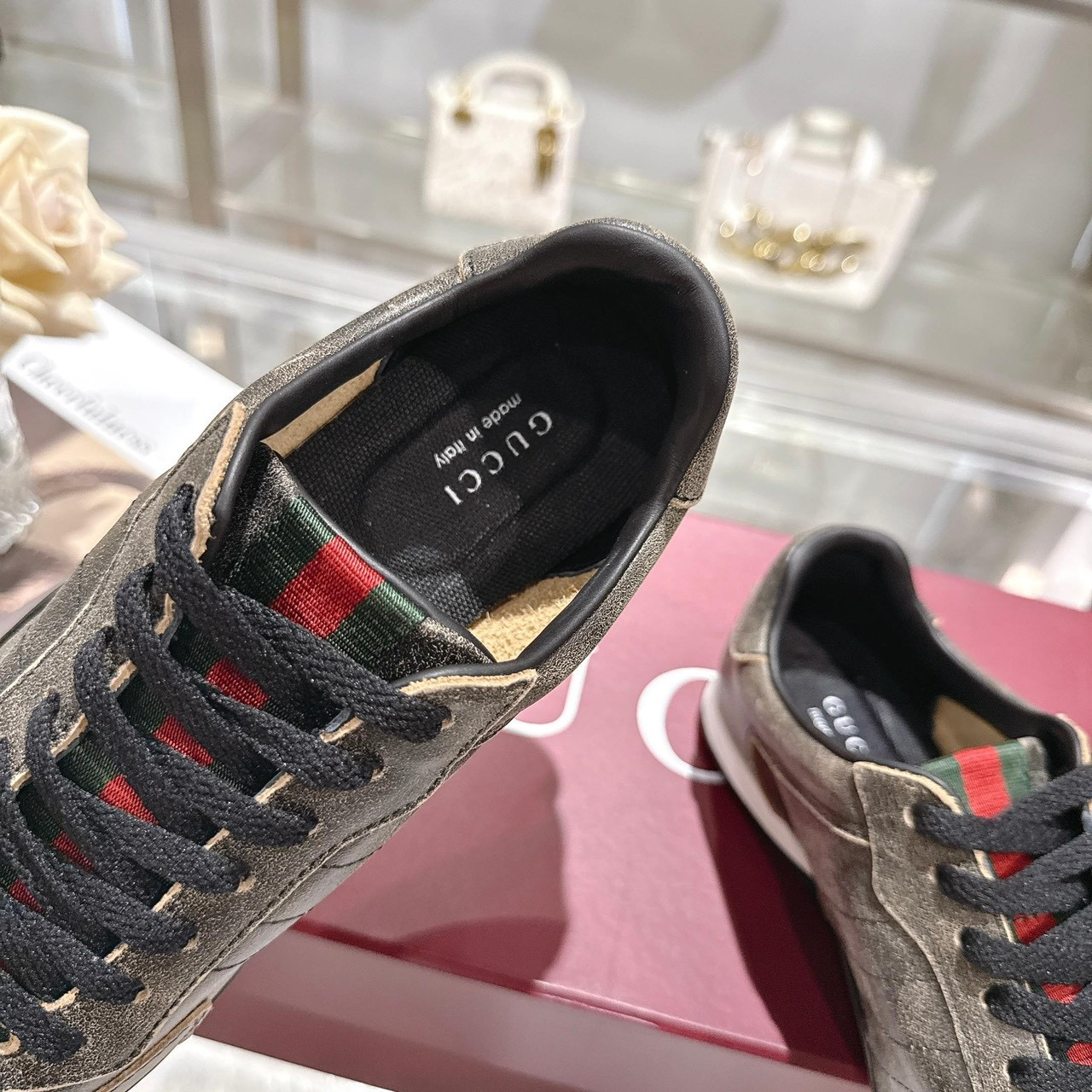 <p>GUCCI 德训鞋(男款-灰)</p>
