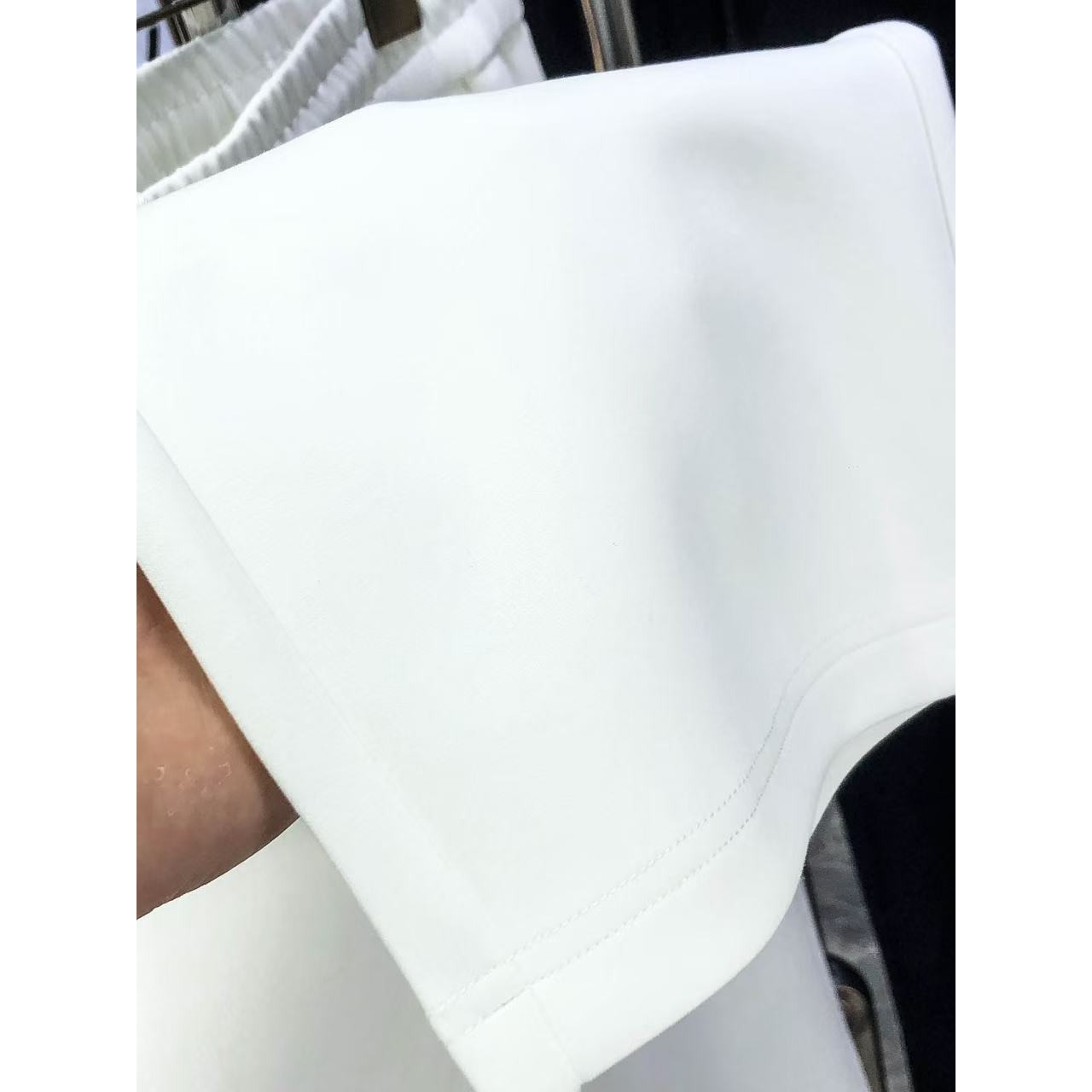 <p>DIOR&nbsp;高品质时尚休闲裤(782950)</p>