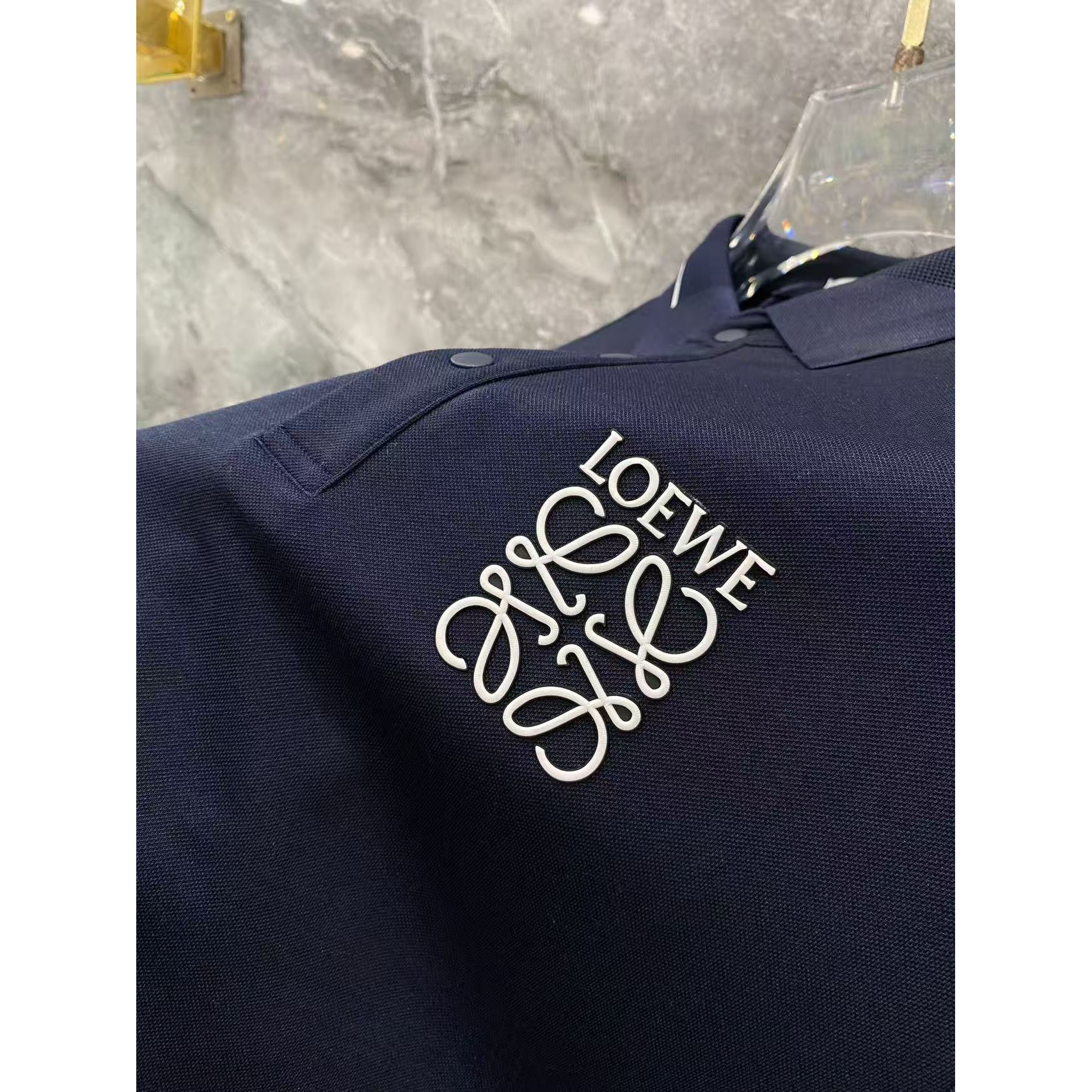 <p>&nbsp;LOEWE 秋冬长袖Polo(783020)</p>