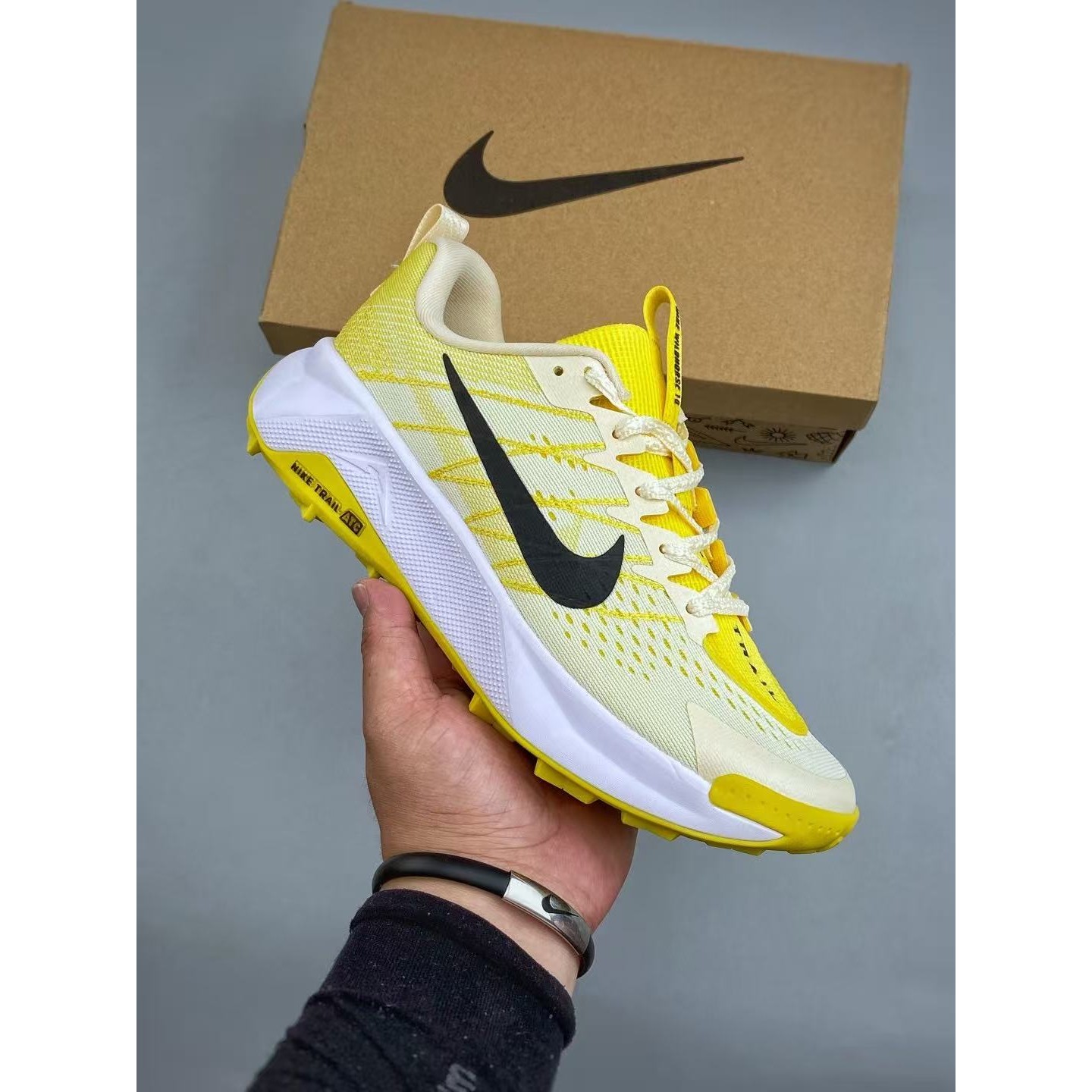 <p>NIKE REACTX Wildhorse 10 户外运动越野跑步鞋(黃)</p>