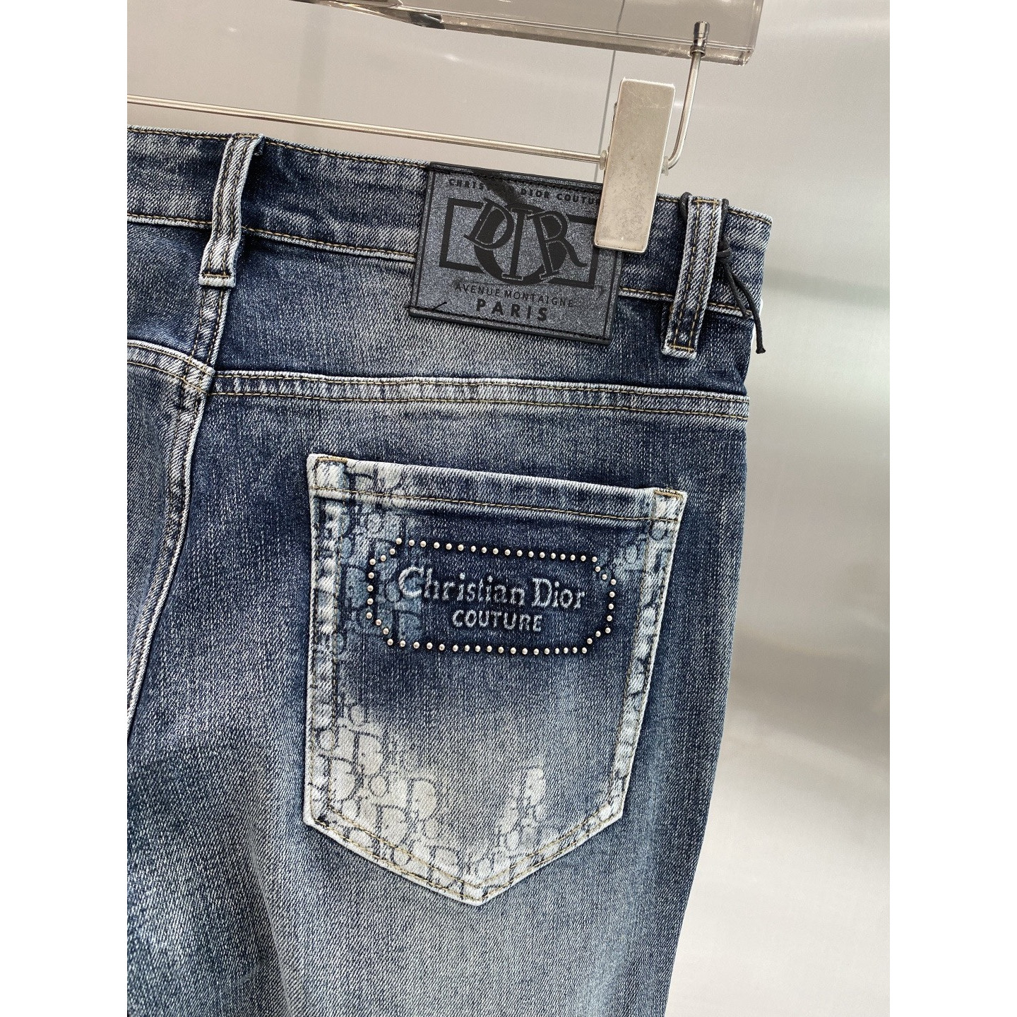 <p>DIOR 休闲牛仔裤</p>