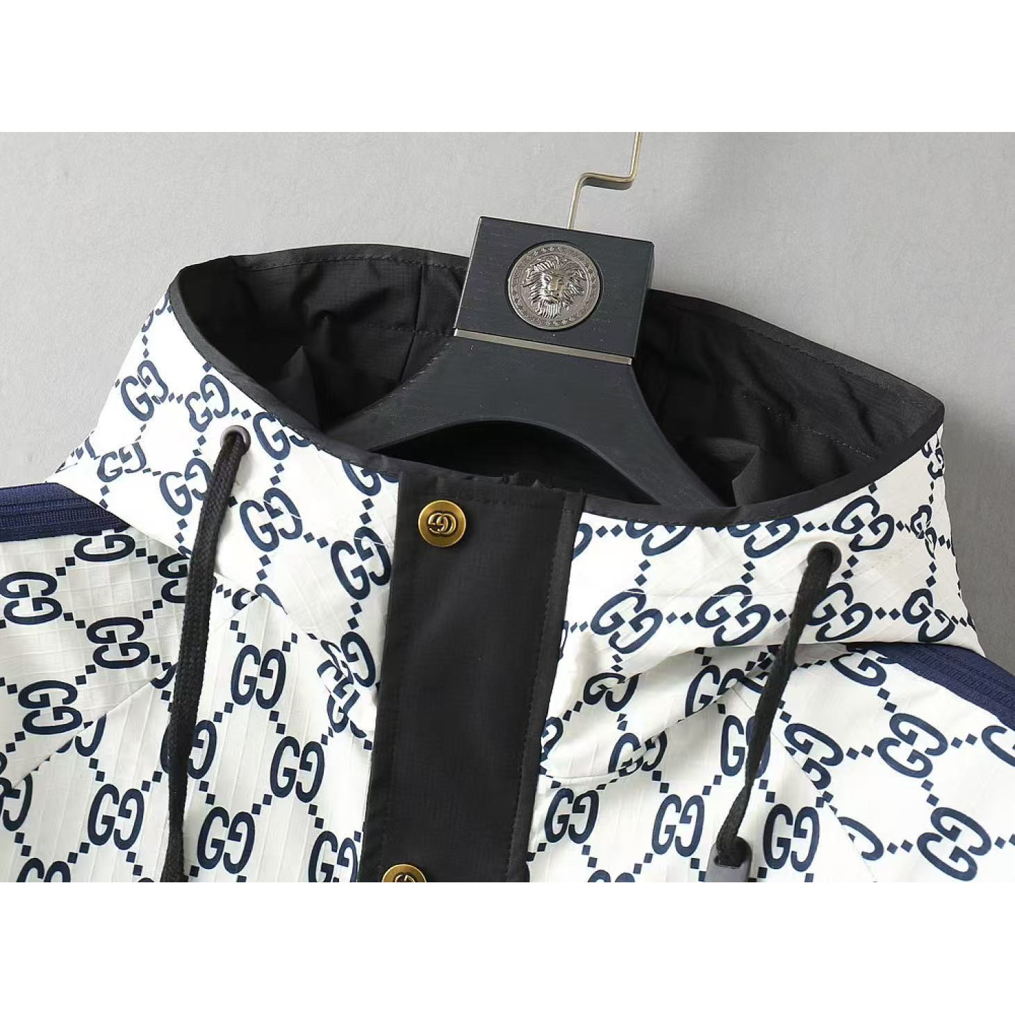 <p>GUCCI 男士夹克外套(白)</p>