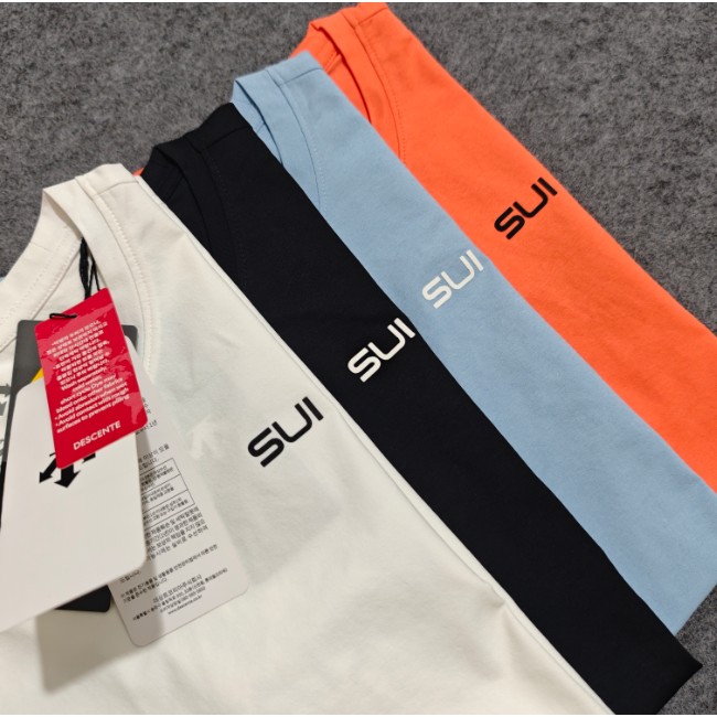 <p>DESCENTE 韓版短袖T恤</p>