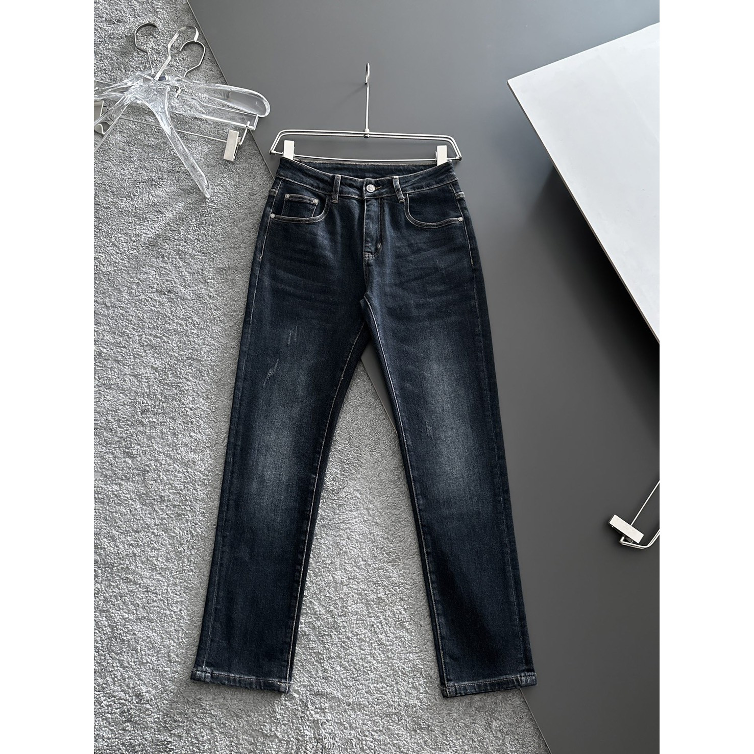 <p>Givenchy 高品质牛仔裤</p>