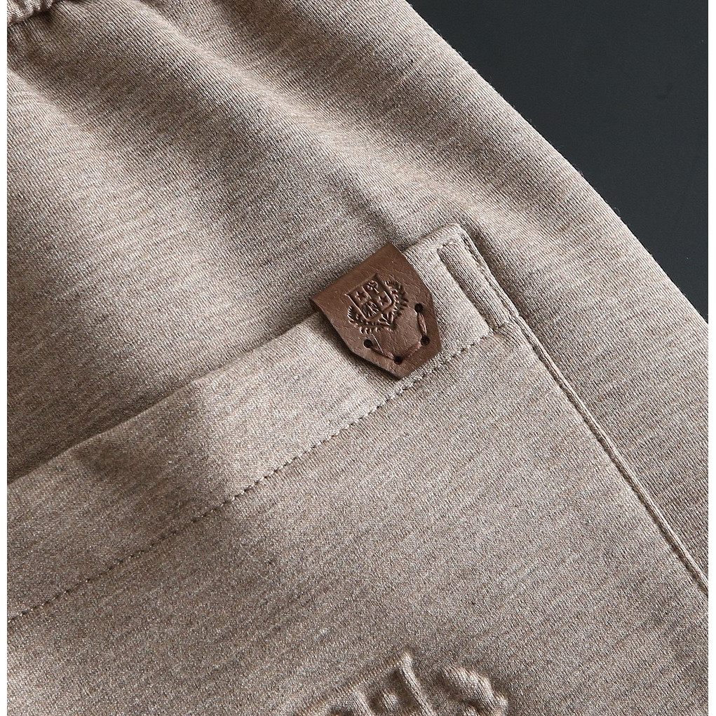 <p>Loro Piana 休闲裤(卡其)</p>
