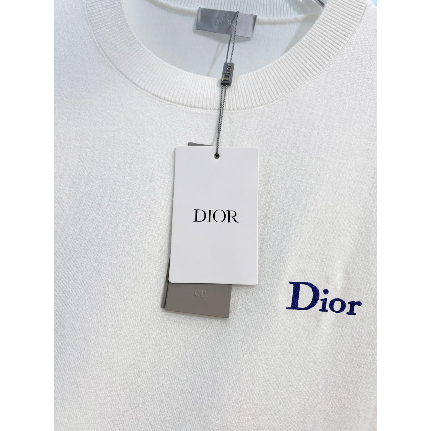 <p>DIOR&nbsp;针织羊毛短袖T恤(白)</p>
