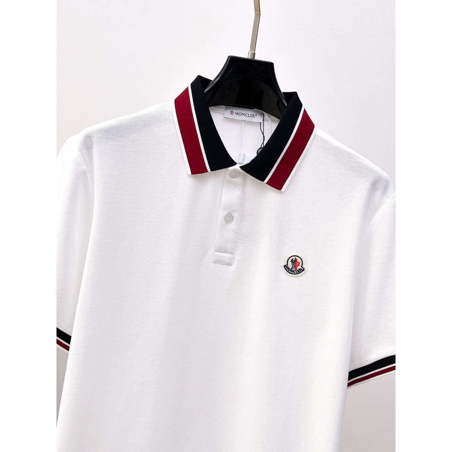 <p>Moncler Polo衫</p>