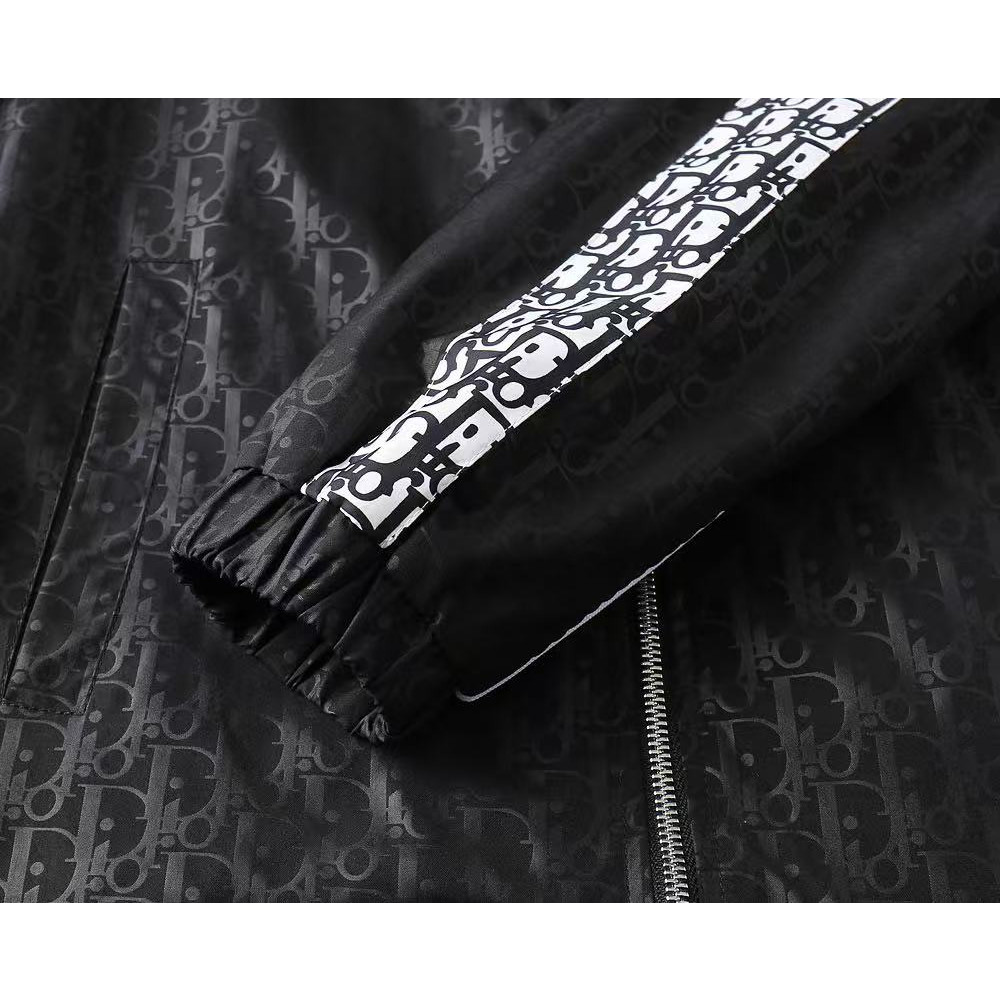 <p>DIOR 男士夹克外套(黑)</p>