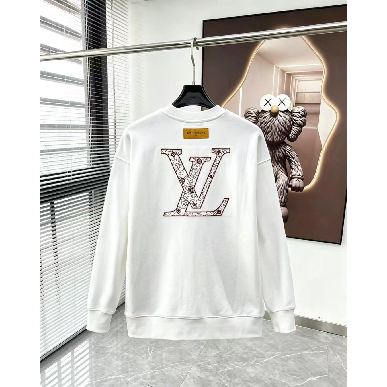<p>LV 圓領長袖T恤(白)</p>