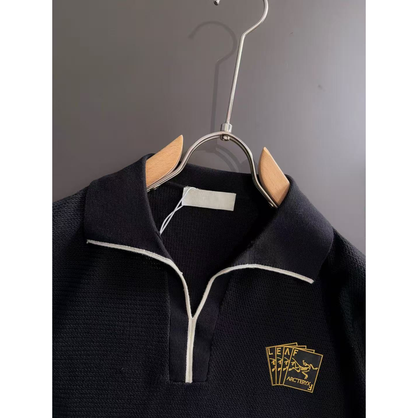 <p>Arc'teryx 男款短袖T恤(786908)</p>