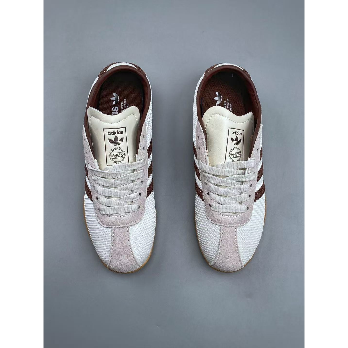 <p>Adidas Tokyo W&nbsp; 休闲运动鞋 &nbsp;</p>