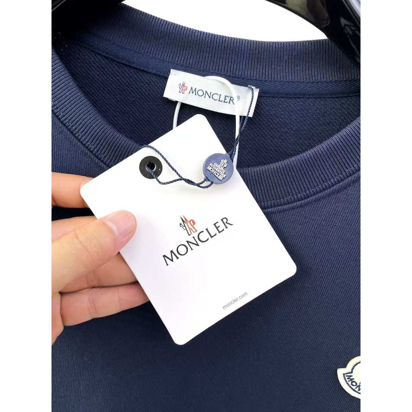 <p>MONCLER 圆领卫衣(藍)</p>