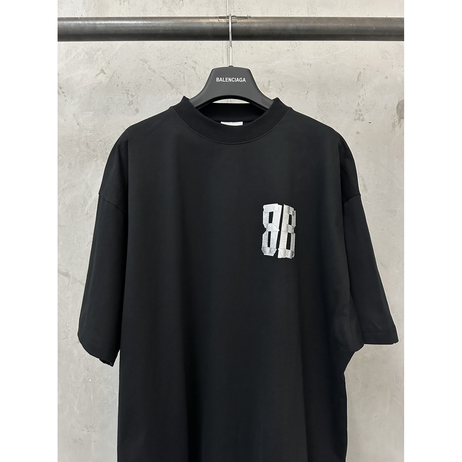 <p>Balenciaga 字母短袖T恤</p>