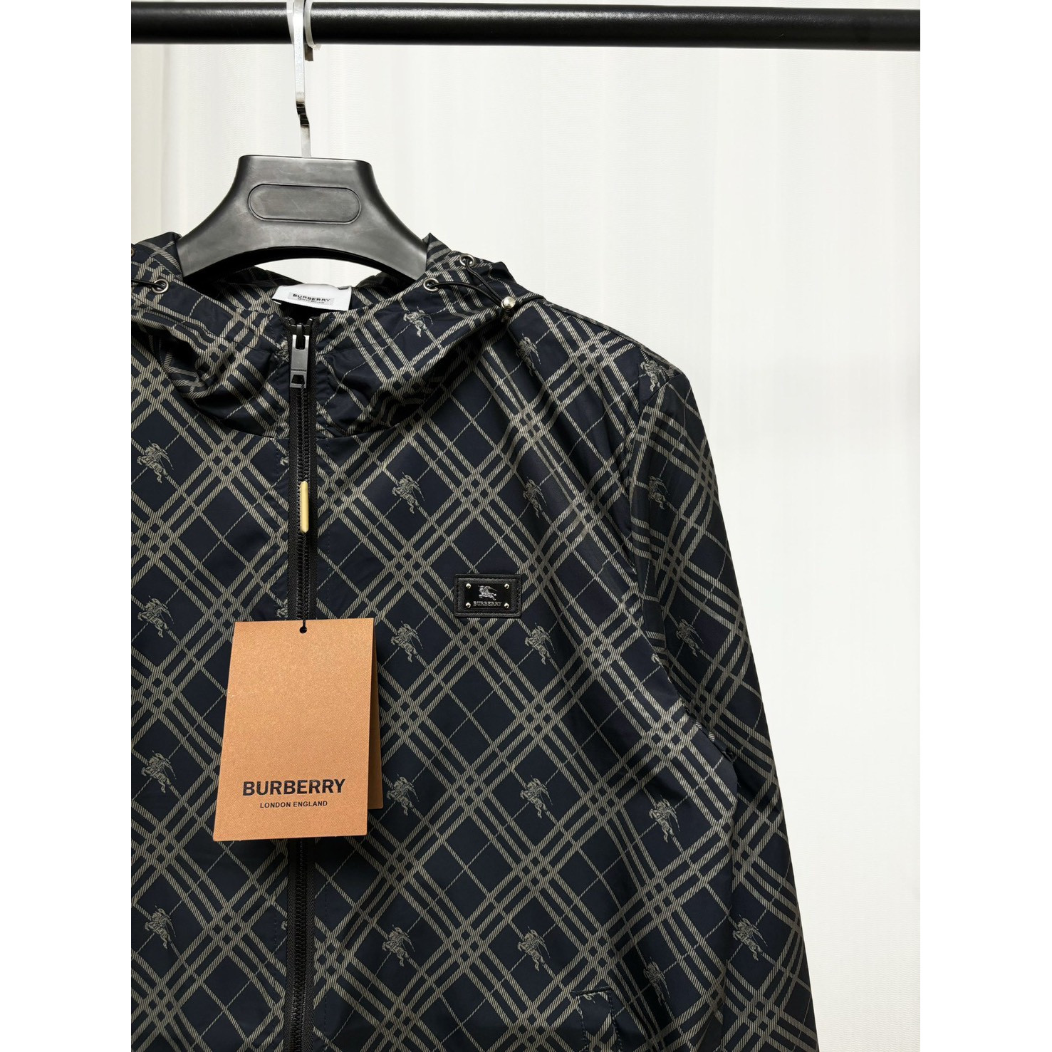 <p>Burberry 夹克外套</p>