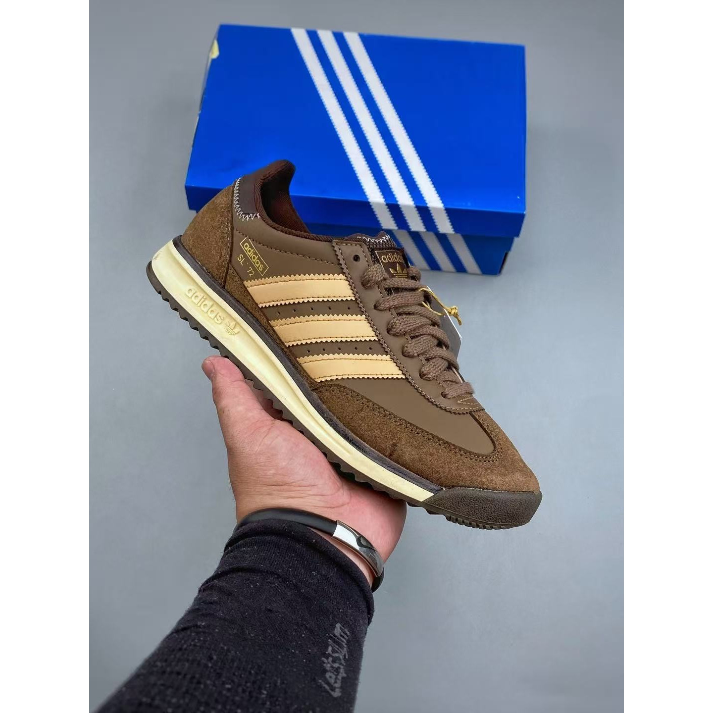 <p>Adidas SL 72 RS 休闲运动鞋</p>