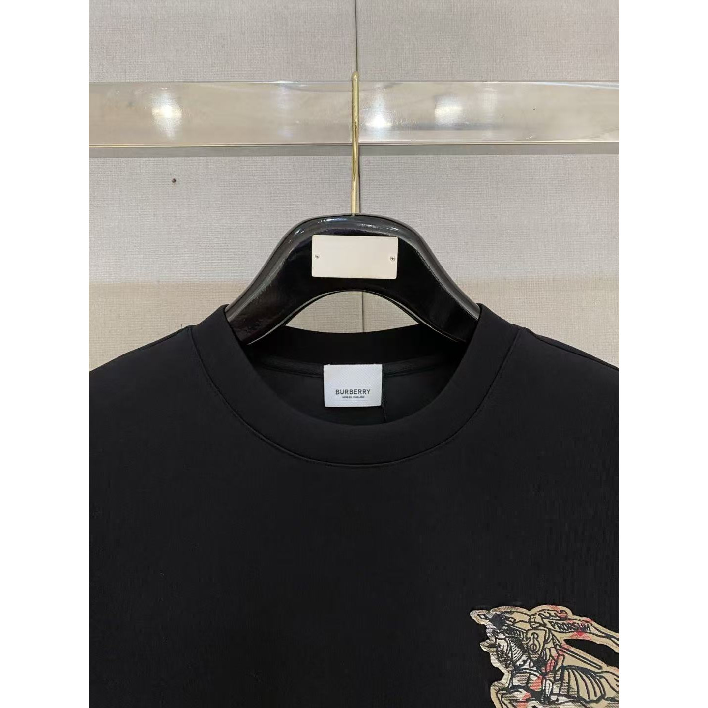 <p>BURBERRY 太空棉卫衣(黑)</p>