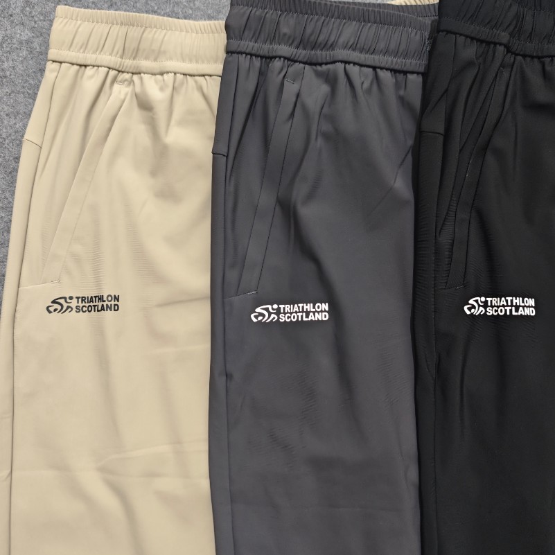 <p>DESCENTE 速乾運動長褲</p>