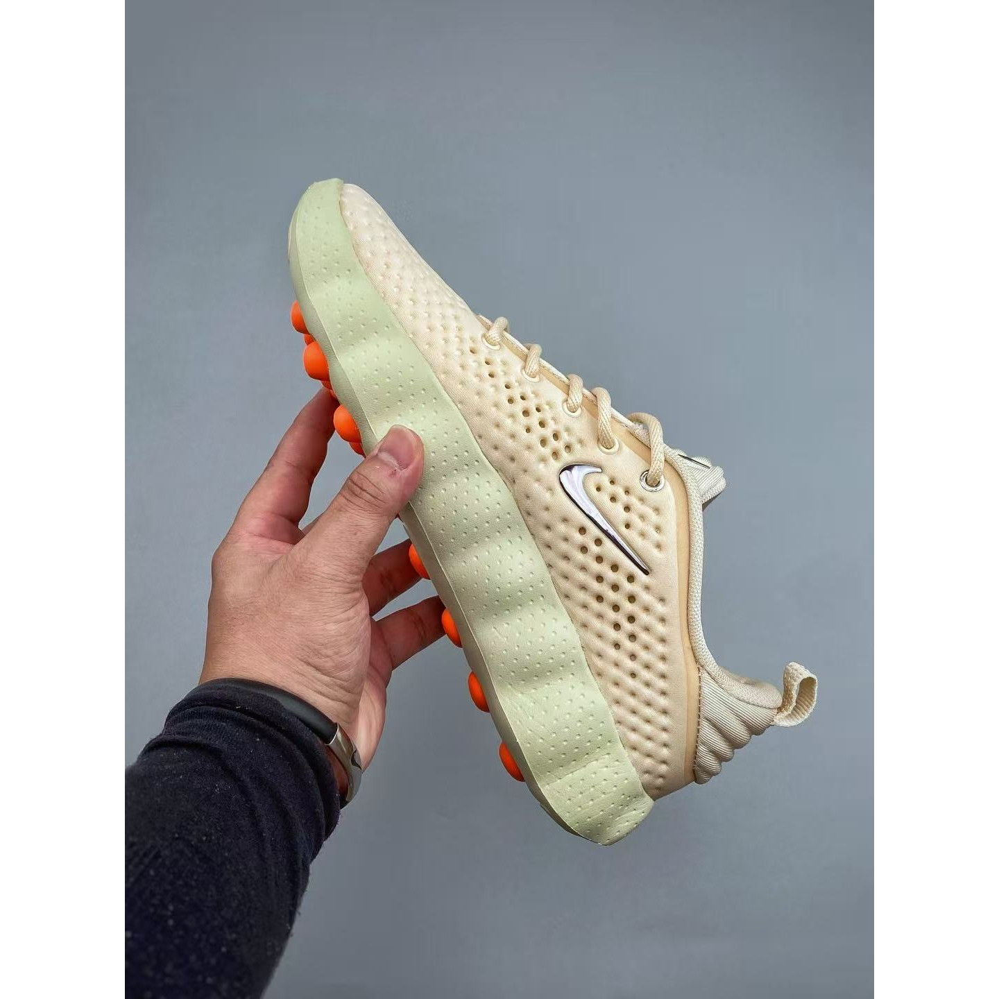 <p>Nike Mind 002 训练鞋(卡其)&nbsp;</p>