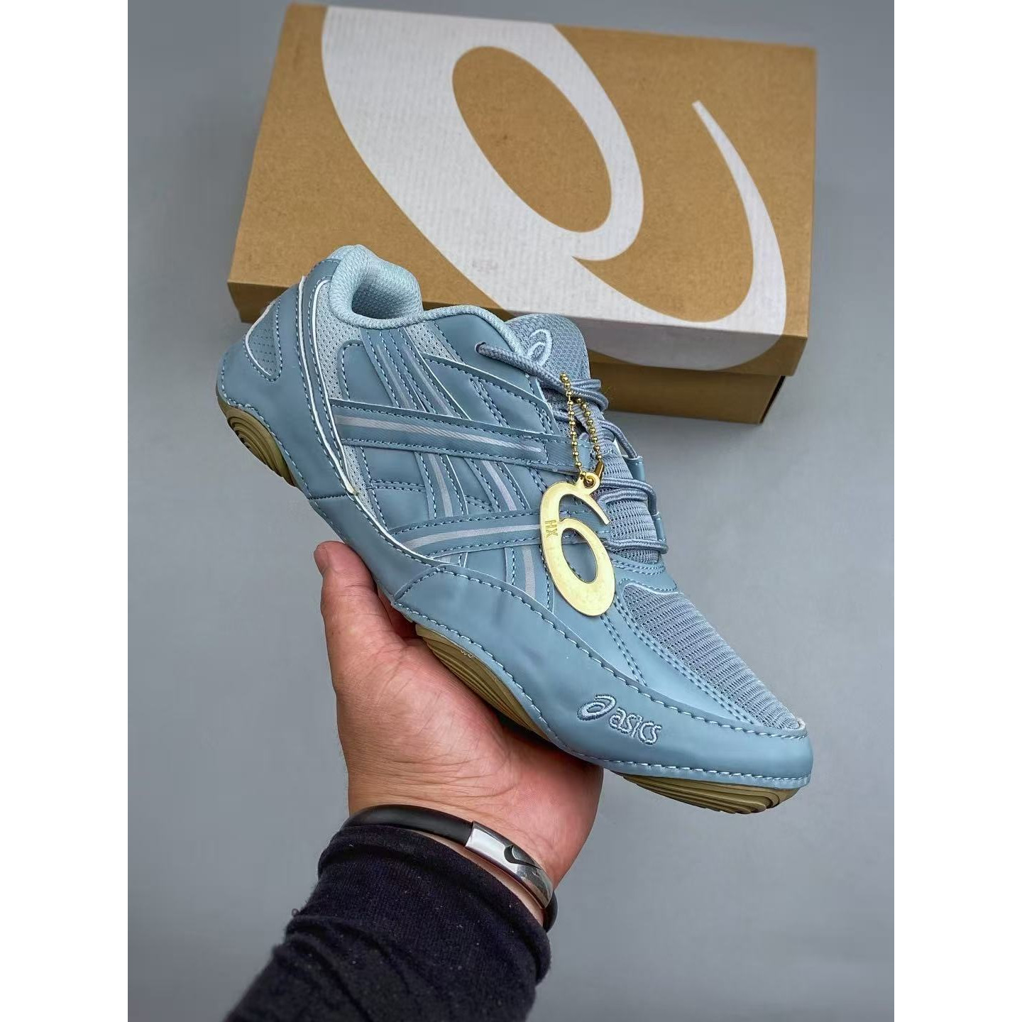 <p>Asics Hypersync&nbsp; 薄底德训鞋(藍)</p>