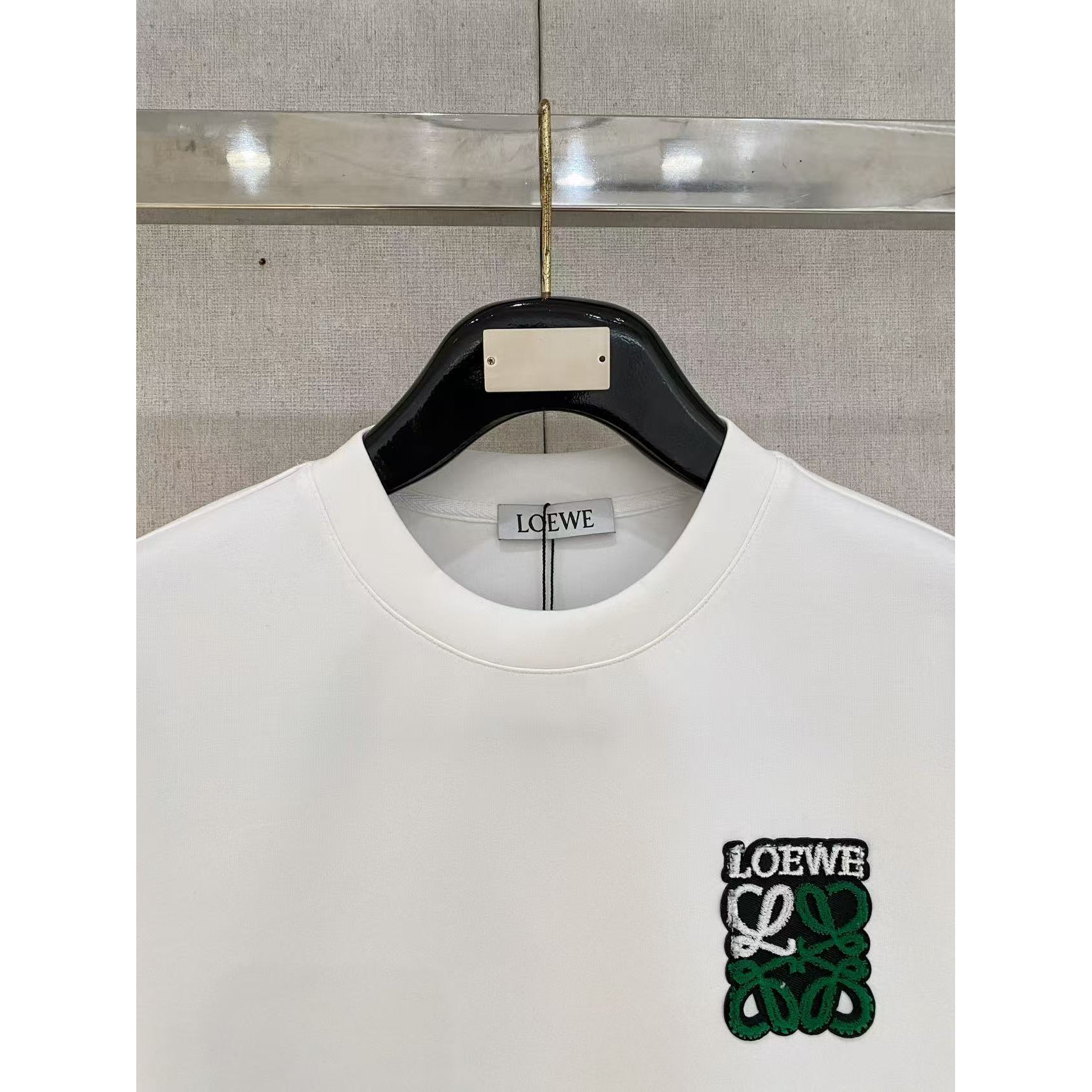 <p>LOEWE 太空棉卫衣(白)</p>