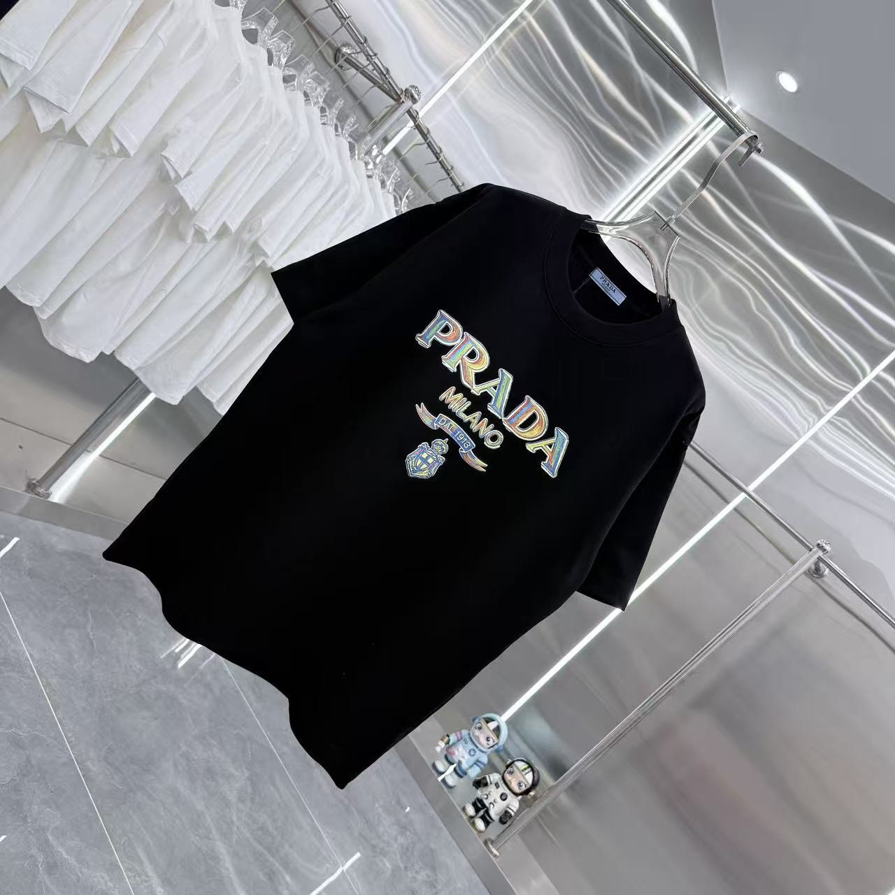 <p>Prada 圓領T恤</p>