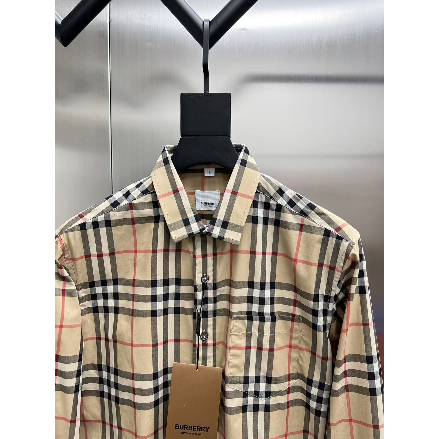 <p>Burberry 长袖衬衫(783230)</p>