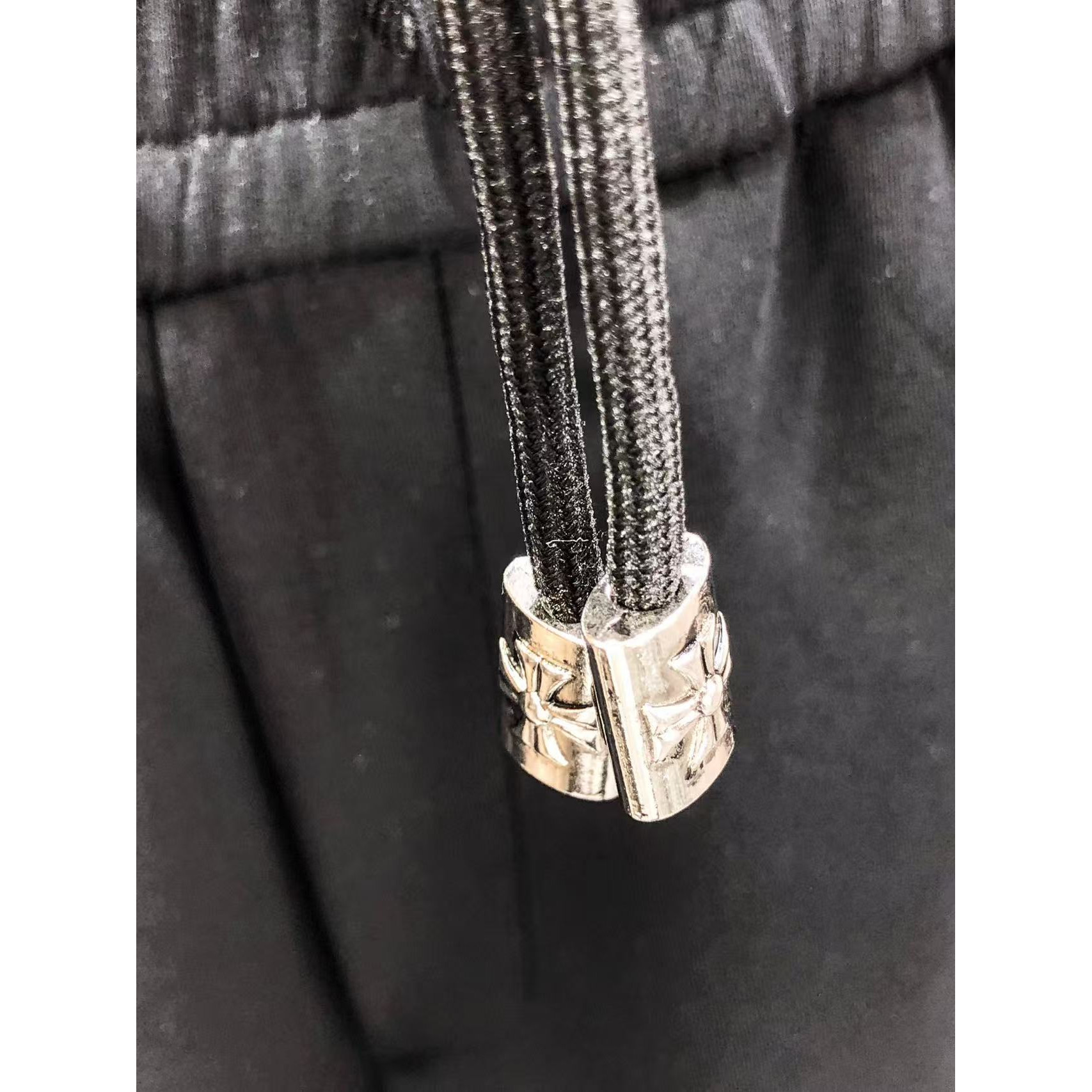 <p>CHROME HEARTS 高品质时尚休闲裤(782963)</p>