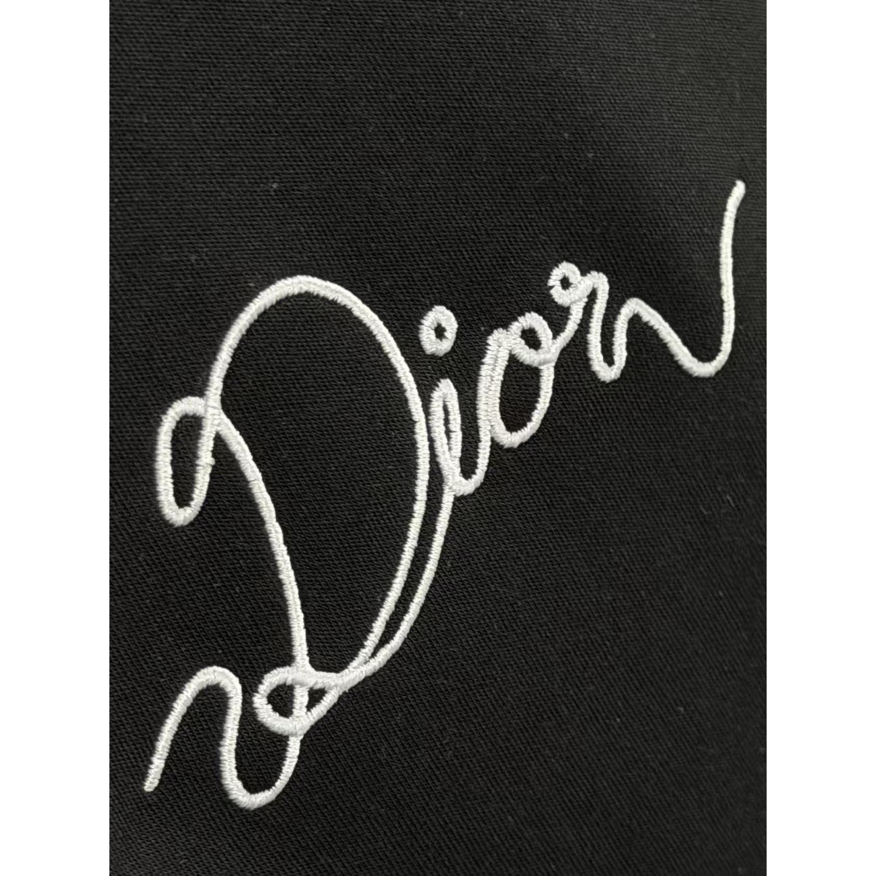 <p>DIOR 刺绣短袖T恤(黑)</p>