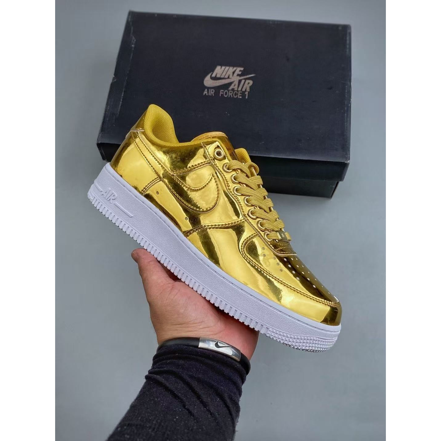 <p>全色&nbsp;Nike Air Force1 07 low&nbsp; (金/銀/銅)</p>