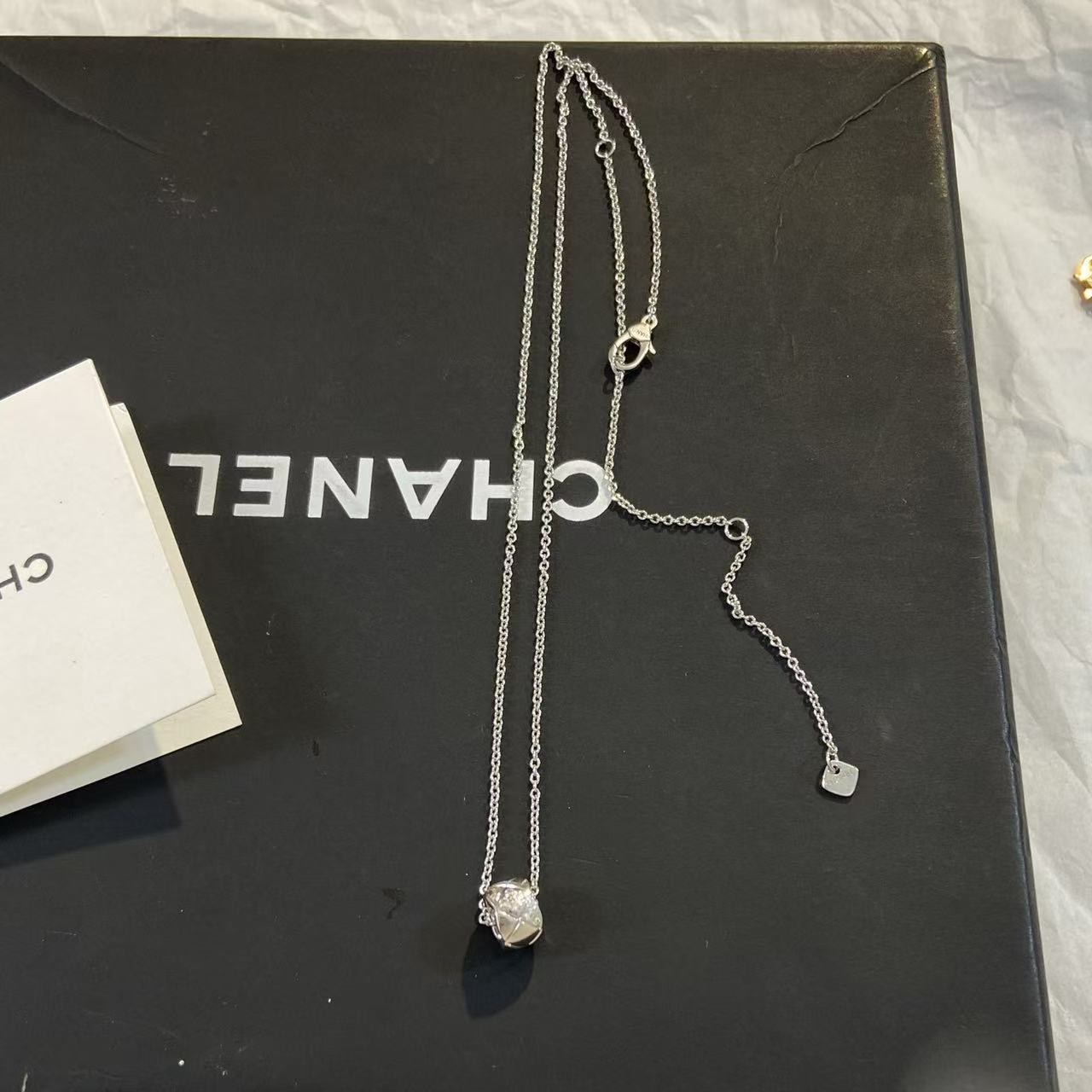 <p>CHANEL 小金豆项链</p>