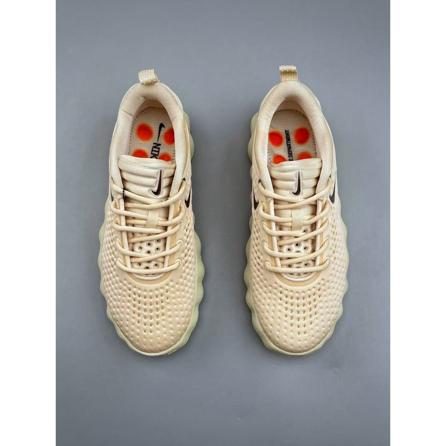 <p>Nike Mind 002 训练鞋(卡其)&nbsp;</p>