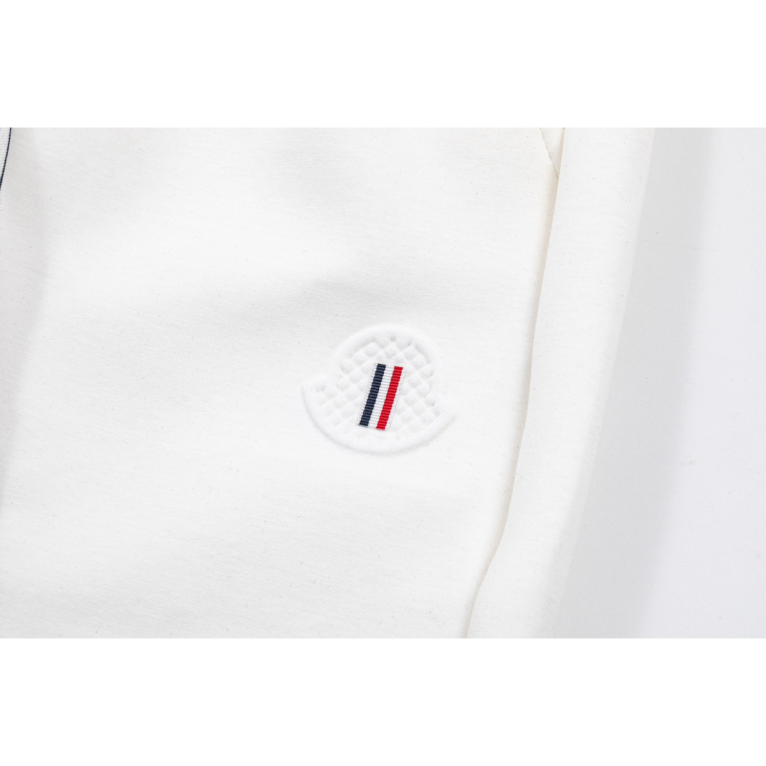 <p>Thom Browne 休闲短裤(白)</p>