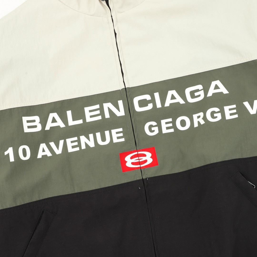 <p>Balenciaga 三拼色双环印花立领外套</p>
