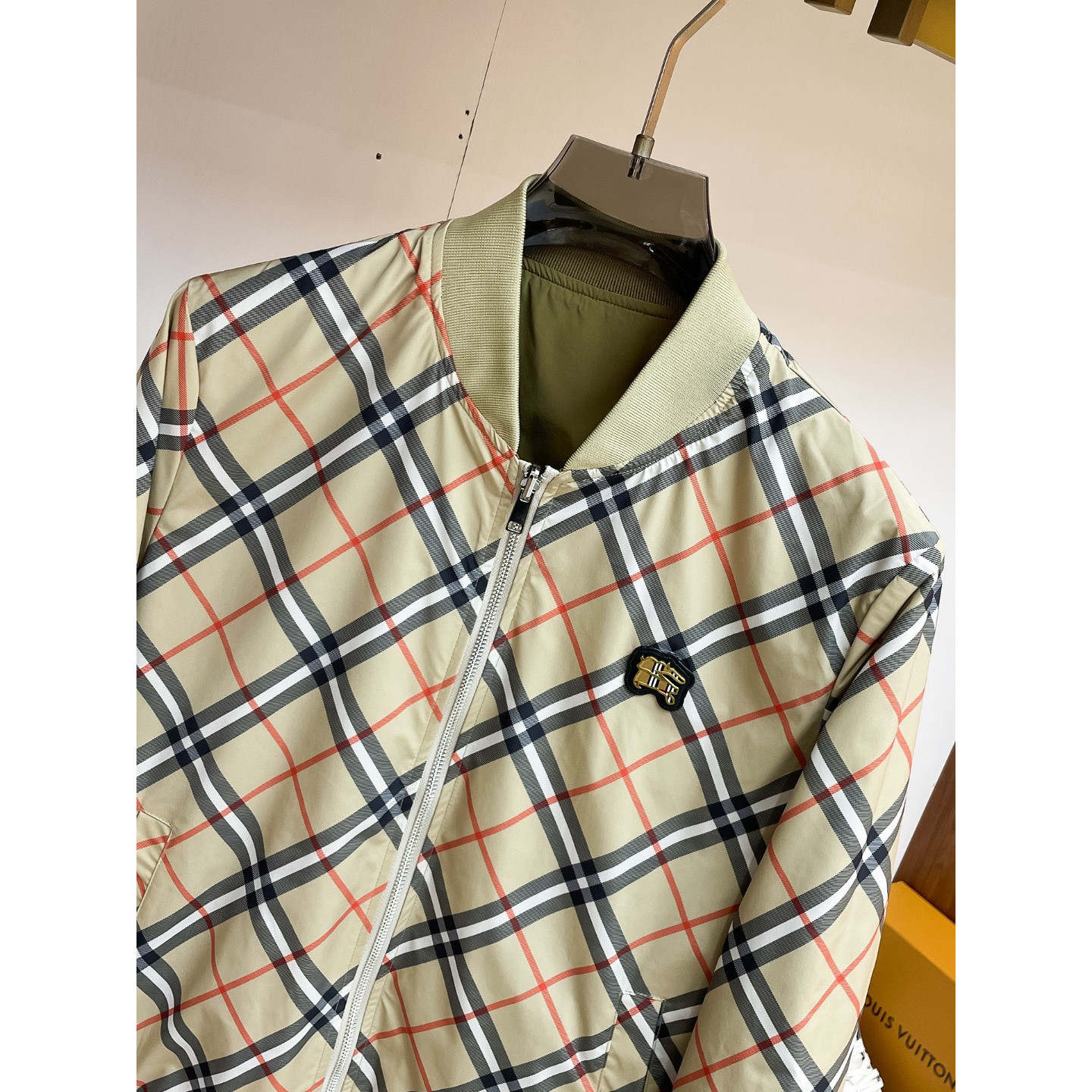 <p>BURBERRY 夹克外套(雙面穿)</p>