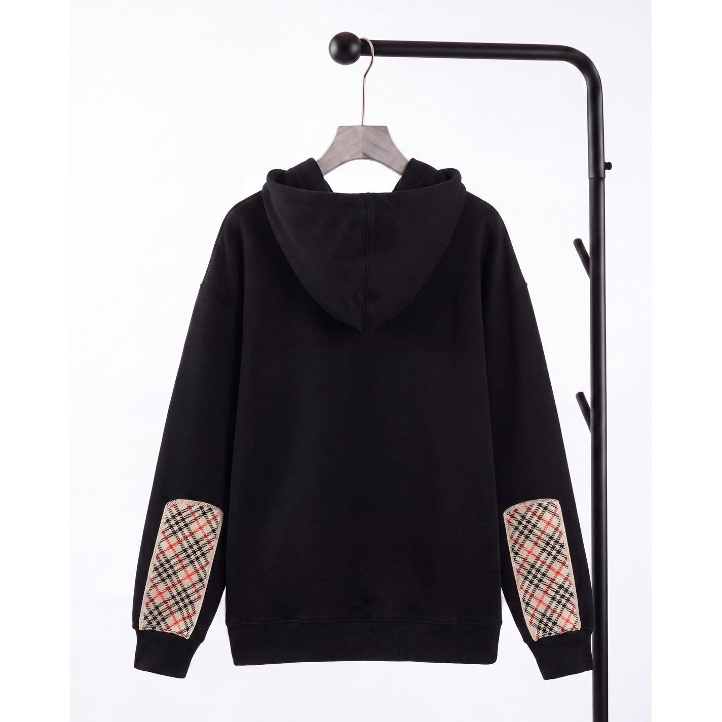 <p>Burberry 格子拼接连帽开衫卫衣(黑)</p>