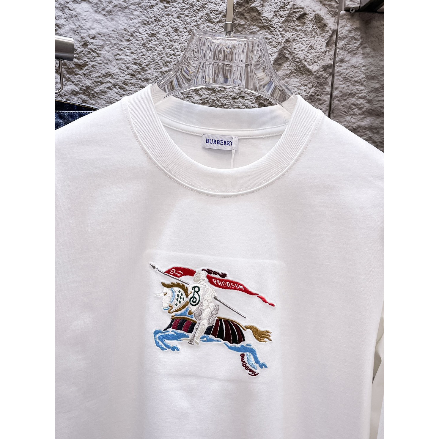 <p>BURBERRY 长袖T恤(白)</p>