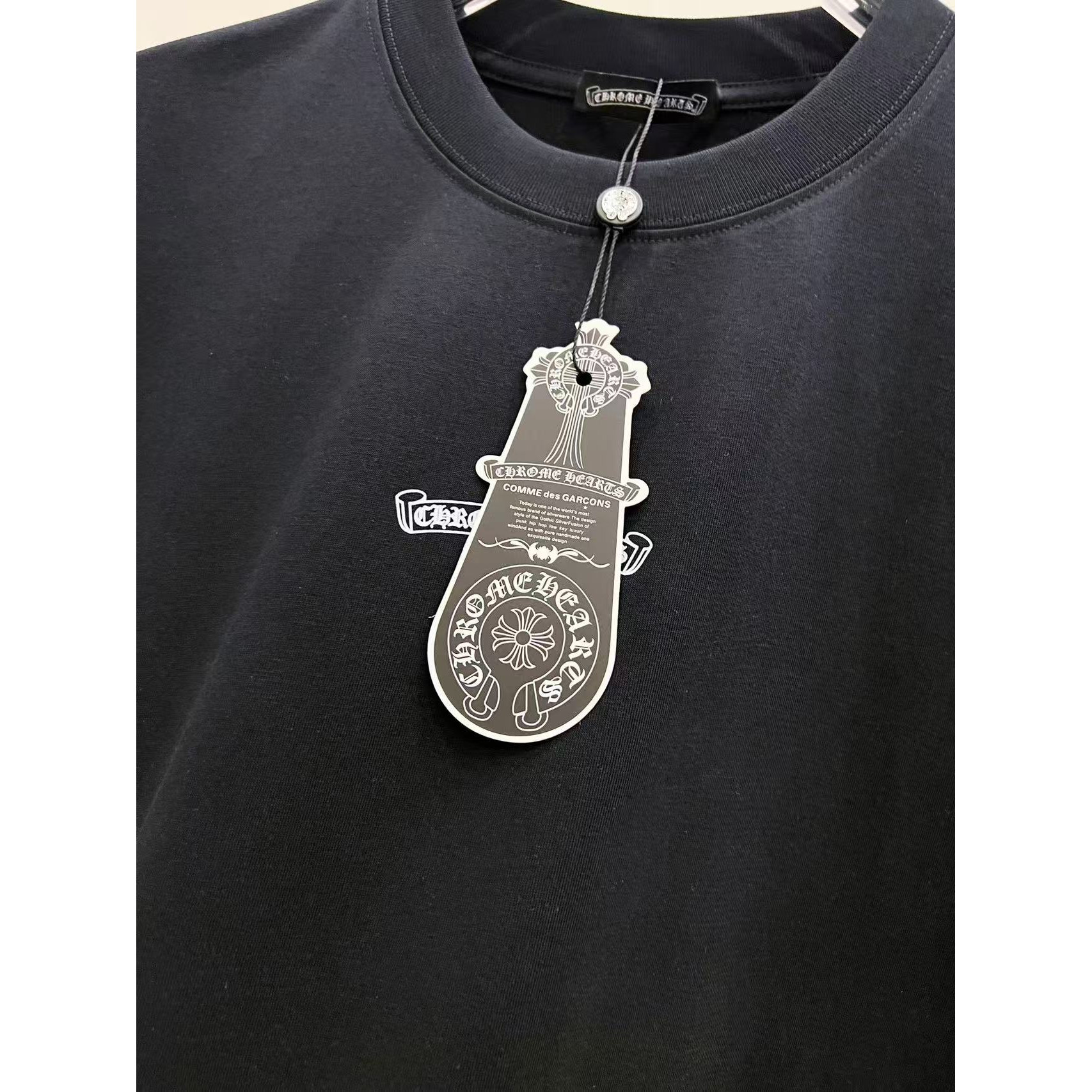 <p>CHROME HEARTS 圆领短袖T恤(黑)</p>