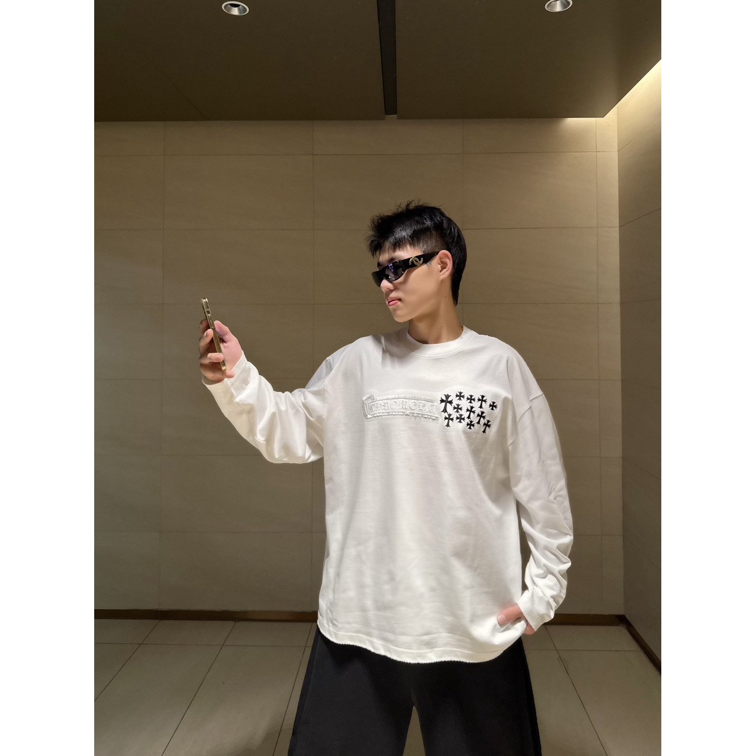 <p>CHROME HEARTS 长袖T恤(白02)</p>