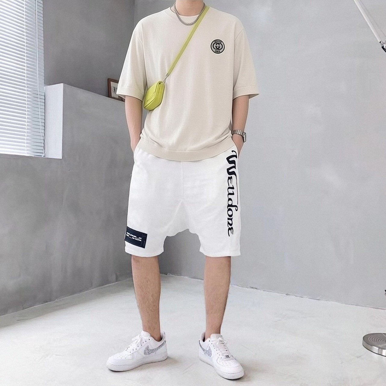 <p>GUCCI 针织衫圆领(白)</p>