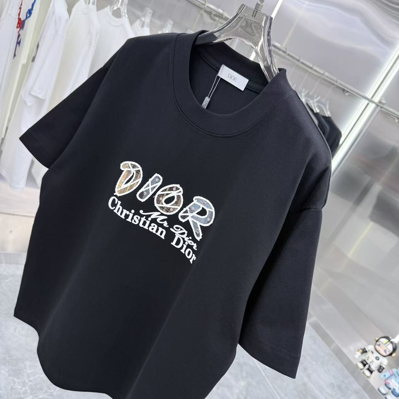 <p>DIOR 圓領T恤</p>