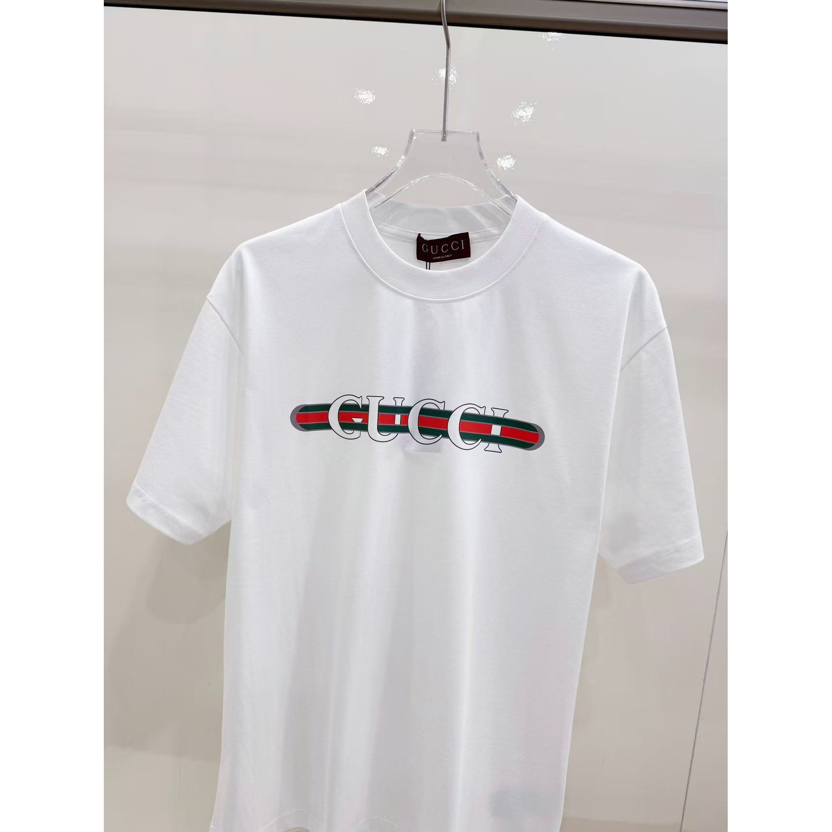 <p>&nbsp;GUCCI logo字母印花短袖T恤(白)&nbsp;</p>